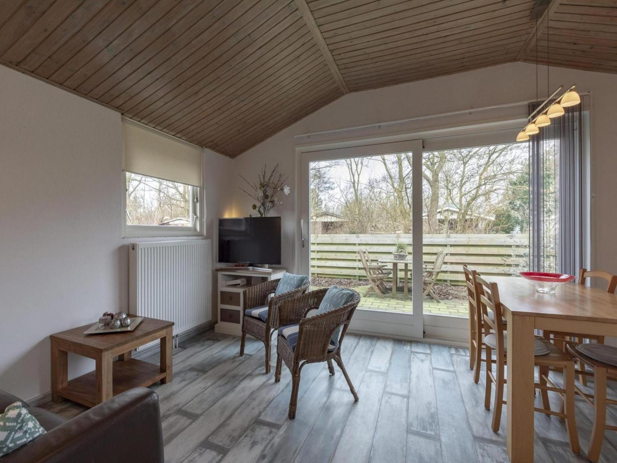 Holiday Home With Playground Callantsoog Eksteriør billede
